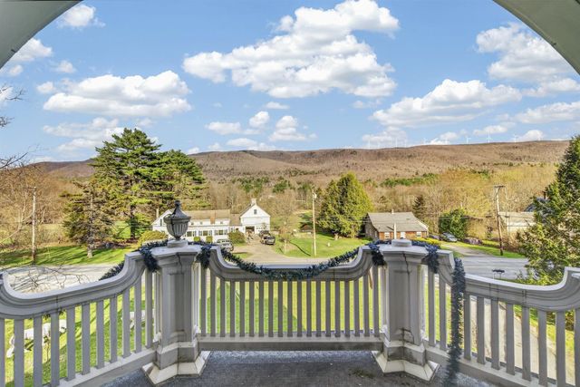 751 Main Road, Stamford, VT 05352