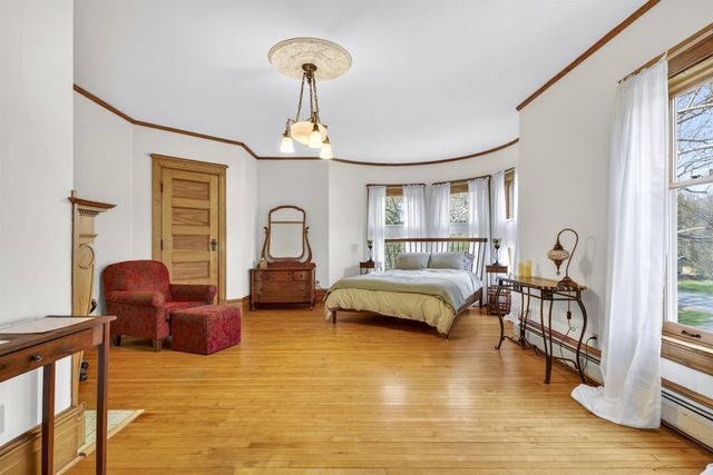751 Main Road, Stamford, VT 05352