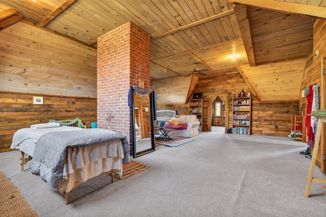 751 Main Road, Stamford, VT 05352