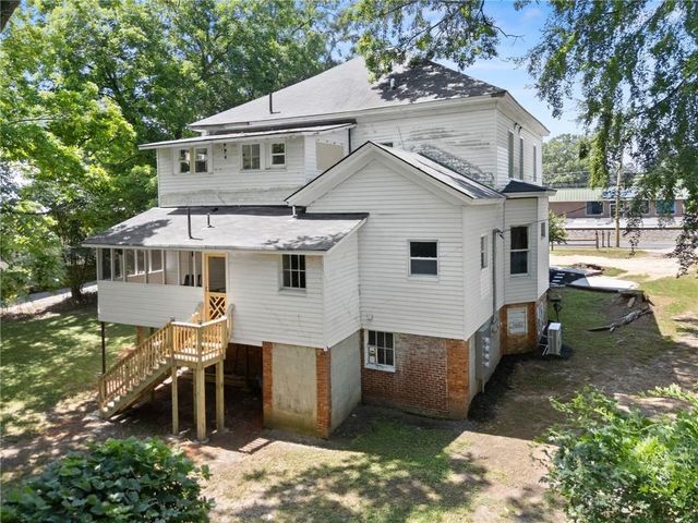 2158 Broad Street, Commerce, GA 30529