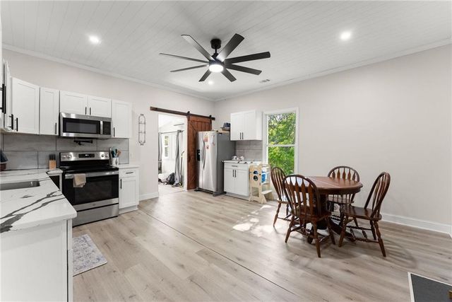 2158 Broad Street, Commerce, GA 30529