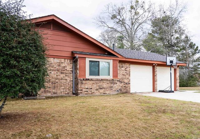 4317 Garland Court, Pine Bluff, AR 71603