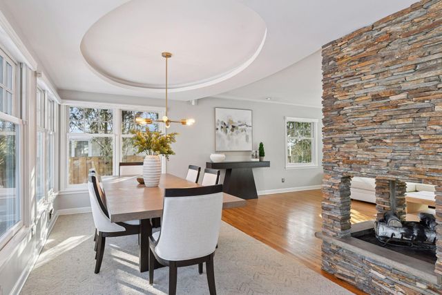 5521 Halifax Lane, Edina, MN 55424