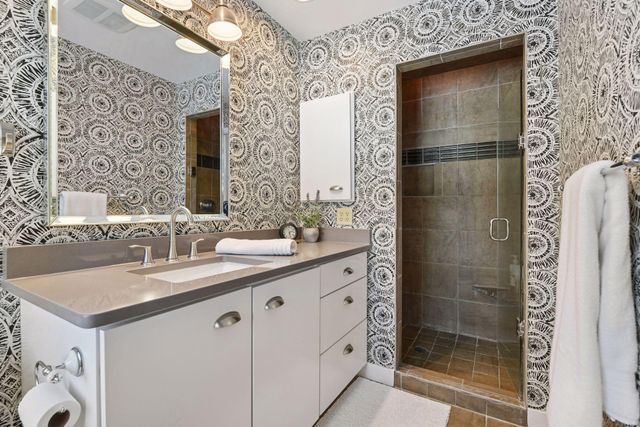 5521 Halifax Lane, Edina, MN 55424