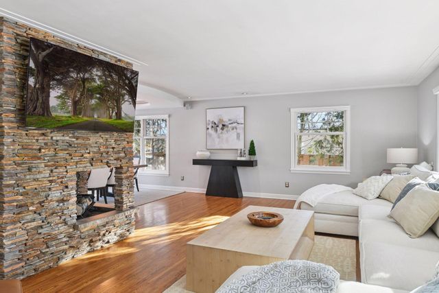 5521 Halifax Lane, Edina, MN 55424