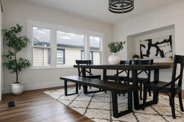 2010 X St, Sacramento, CA 95818