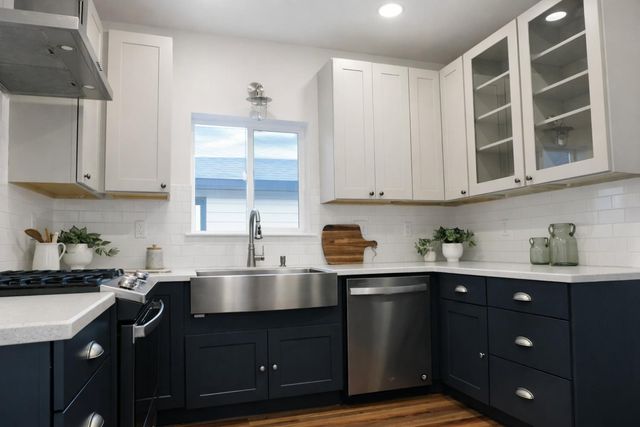 2010 X St, Sacramento, CA 95818