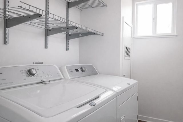 2010 X St, Sacramento, CA 95818