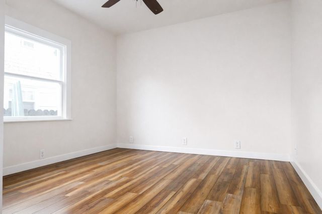 2010 X St, Sacramento, CA 95818