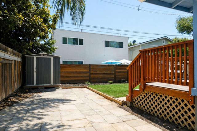 2010 X St, Sacramento, CA 95818
