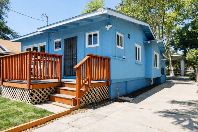 2010 X St, Sacramento, CA 95818