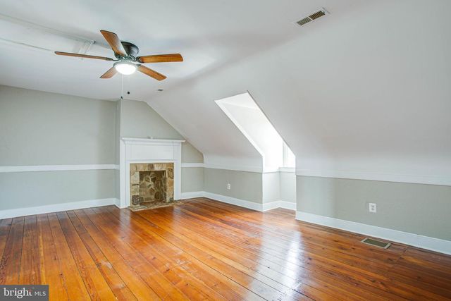 312 WILLIAM ST, Fredericksburg, VA 22401