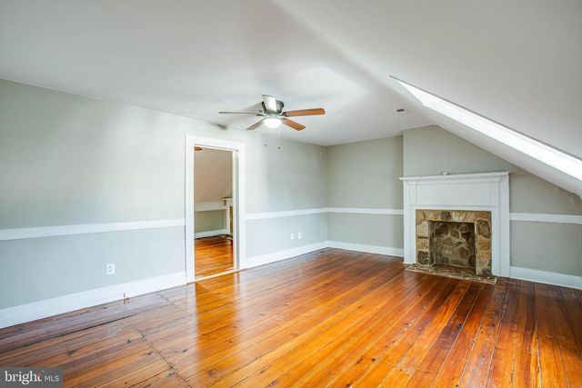 312 WILLIAM ST, Fredericksburg, VA 22401