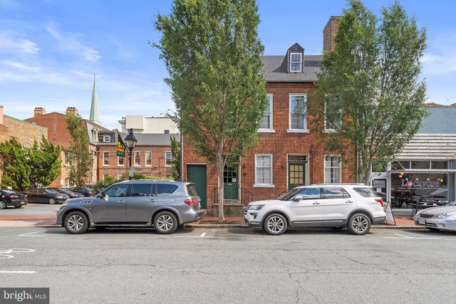 312 WILLIAM ST, Fredericksburg, VA 22401