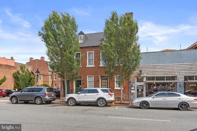 312 WILLIAM ST, Fredericksburg, VA 22401