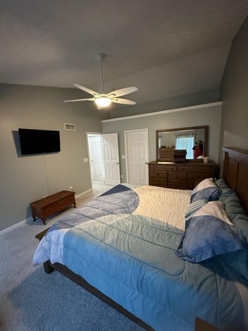 2230 Seton Drive, Lewis Center, OH 43035