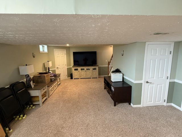 2230 Seton Drive, Lewis Center, OH 43035