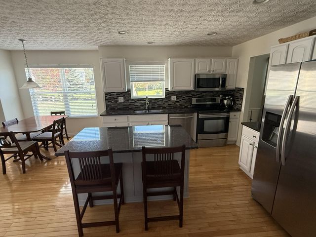 2230 Seton Drive, Lewis Center, OH 43035