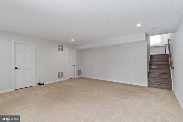 13258 MAPLE CREEK LN, Centreville, VA 20120