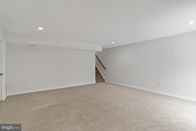 13258 MAPLE CREEK LN, Centreville, VA 20120