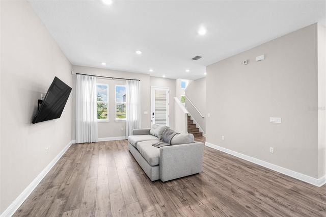 10129 PEARSON AVENUE, Orlando, FL 32827