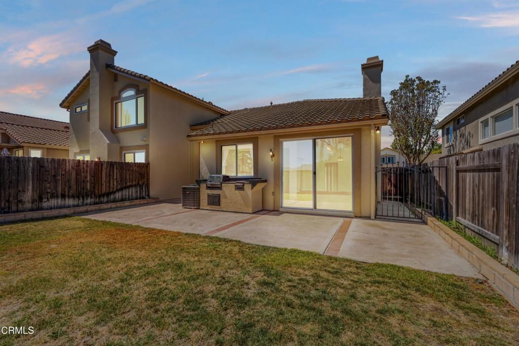 Image 23 of property listing at 5324 Villa Mallorca Place, Camarillo, CA 93012
