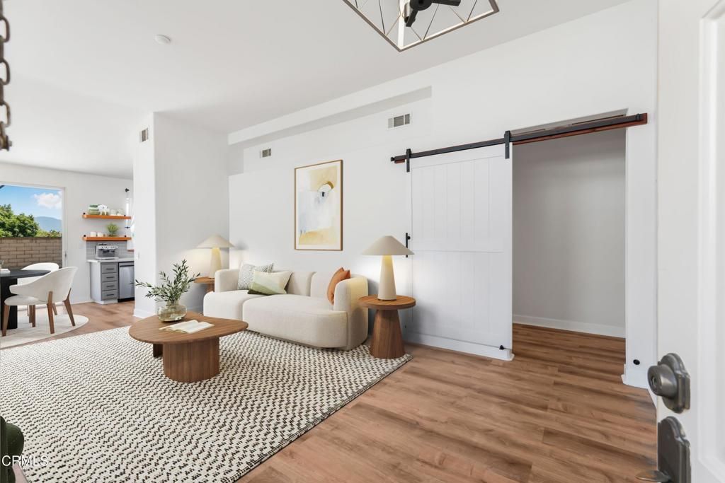 Image 3 of property listing at 5324 Villa Mallorca Place, Camarillo, CA 93012