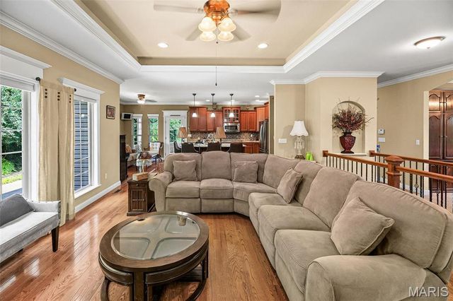 101 Fountain Drive, Glen Carbon, IL 62034