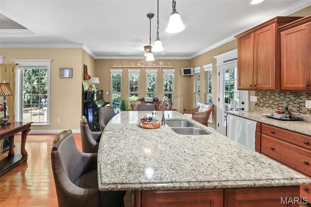101 Fountain Drive, Glen Carbon, IL 62034
