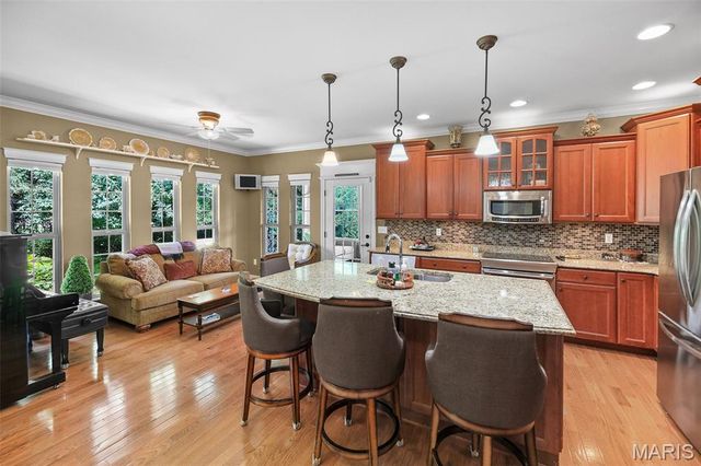 101 Fountain Drive, Glen Carbon, IL 62034