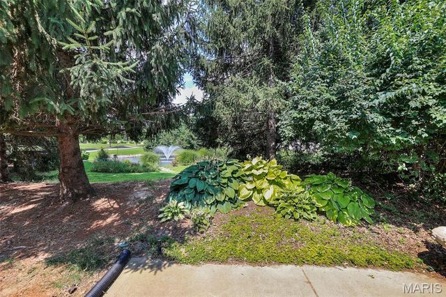 101 Fountain Drive, Glen Carbon, IL 62034