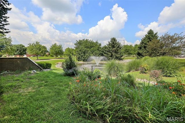 101 Fountain Drive, Glen Carbon, IL 62034