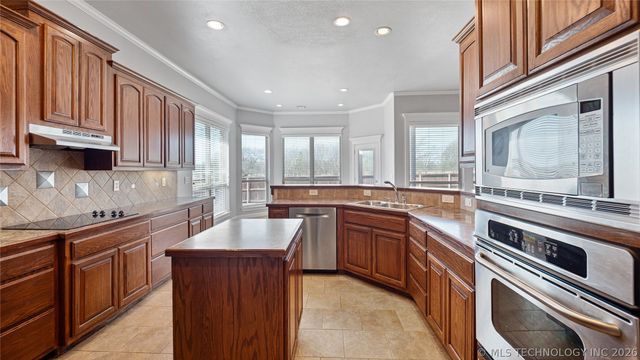 4301 N Walnut Avenue, Broken Arrow, OK 74012