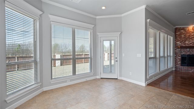 4301 N Walnut Avenue, Broken Arrow, OK 74012