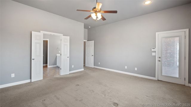 4301 N Walnut Avenue, Broken Arrow, OK 74012