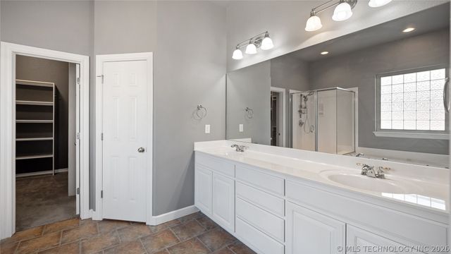 4301 N Walnut Avenue, Broken Arrow, OK 74012