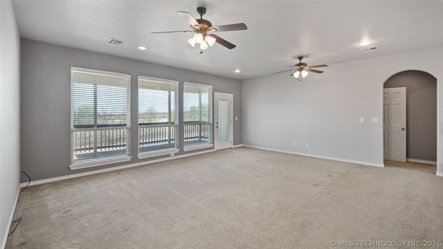 4301 N Walnut Avenue, Broken Arrow, OK 74012