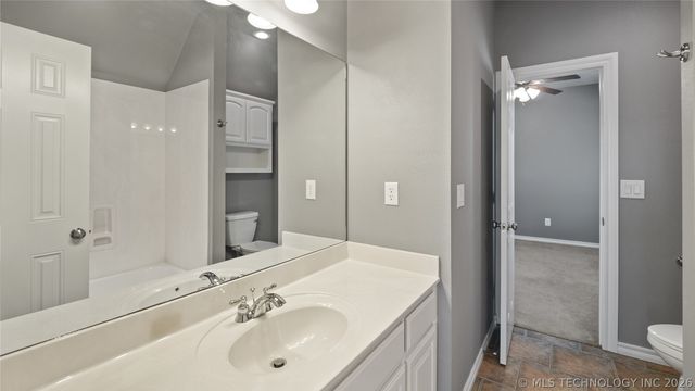 4301 N Walnut Avenue, Broken Arrow, OK 74012