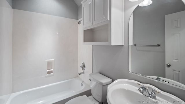 4301 N Walnut Avenue, Broken Arrow, OK 74012