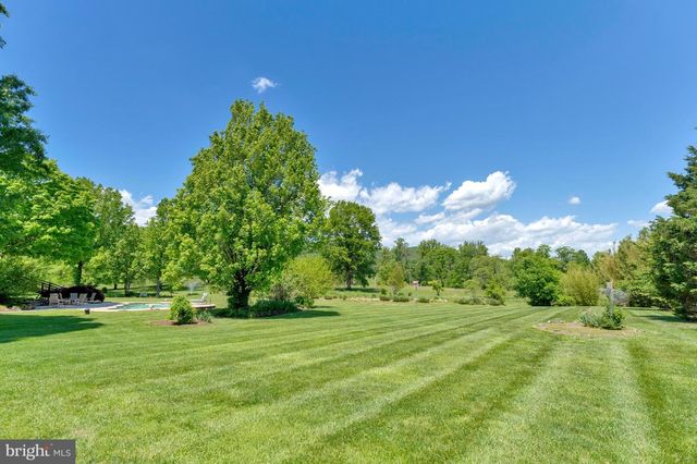 15820 HUNTON LN, Haymarket, VA 20169