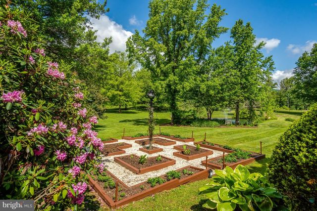 15820 HUNTON LN, Haymarket, VA 20169