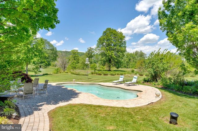 15820 HUNTON LN, Haymarket, VA 20169