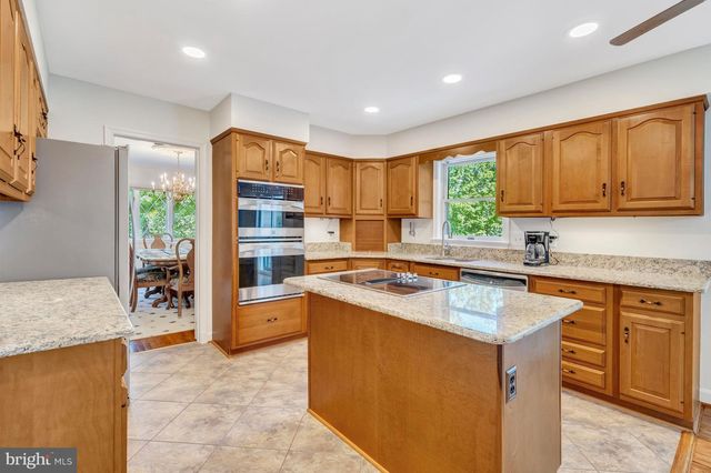 15820 HUNTON LN, Haymarket, VA 20169