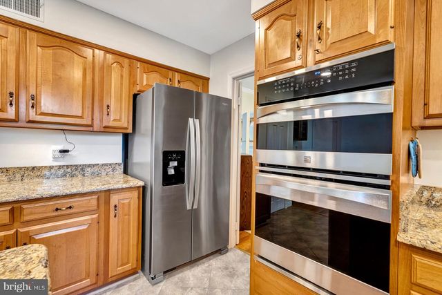 15820 HUNTON LN, Haymarket, VA 20169