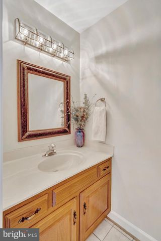 15820 HUNTON LN, Haymarket, VA 20169