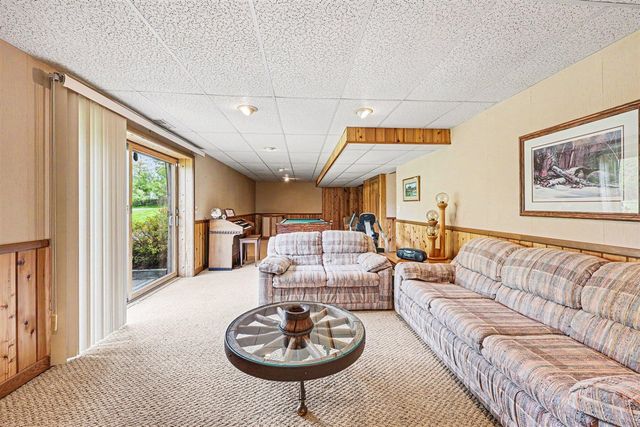 1971 Weatherhill Drive, Dexter, MI 48130