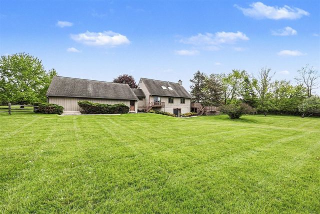1971 Weatherhill Drive, Dexter, MI 48130