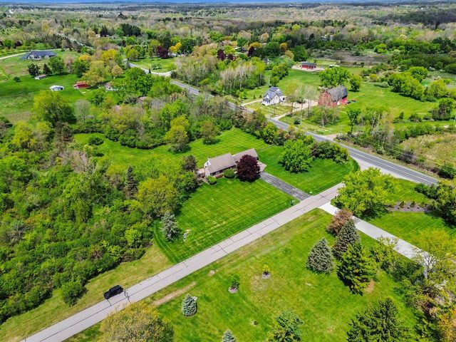 1971 Weatherhill Drive, Dexter, MI 48130