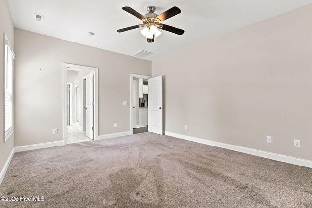 129 Devonshire Avenue W, Seven Lakes, NC 27376