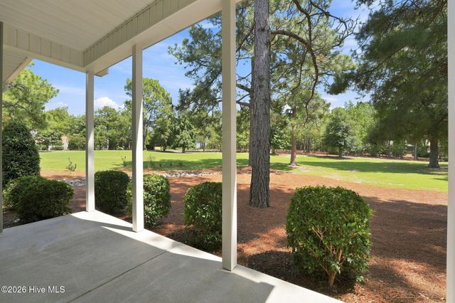129 Devonshire Avenue W, Seven Lakes, NC 27376